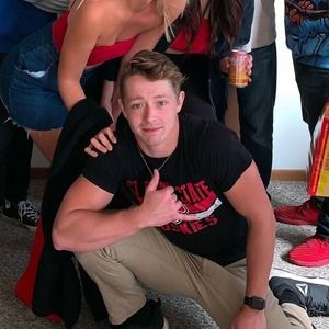 Meet your Posher, Jared